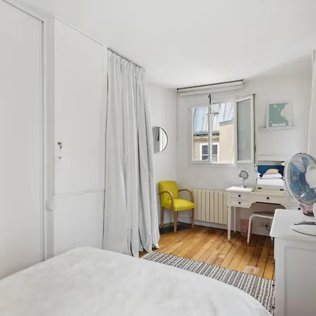 Lägenhet Charming Duplex In Privatestreet, Citycenter
